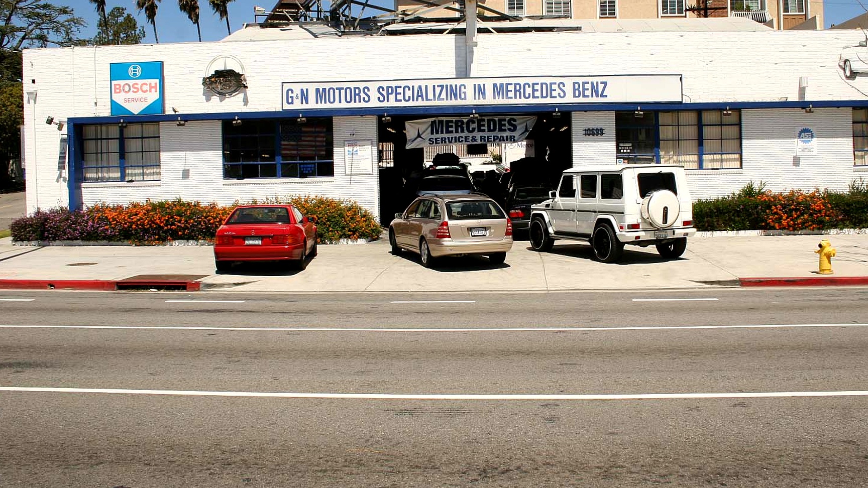 G & N Motors storefront at 10699 Santa Monica Blvd in West Los Angeles